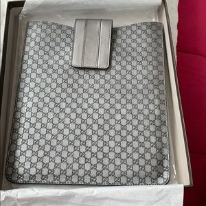 Gucci iPad case brand new in box 😇